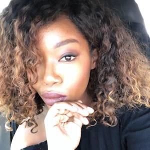 Meet your Posher, Taryn